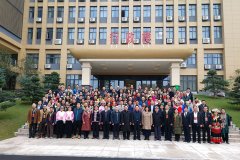熱烈慶祝，12月15日，強壽集團董事長李浪輝因壯醫(yī)藥研究治療領(lǐng)域取得的成績